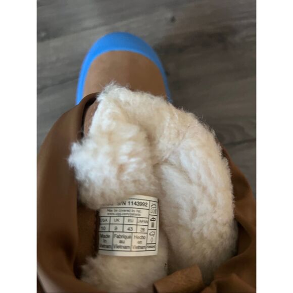 UGG All-Gender Venture Daze Ultra Mini Boot - Chestnut size 8 - Picture 8 of 9